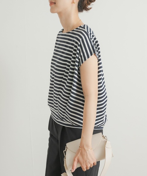 URBAN RESEARCH DOORS（アーバンリサーチドアーズ）の「『UR TECH ひやサラクール』ボーダーフロントタックプルオーバー（Tシャツ/カットソー・レディース・ホワイト系その他/ブルー系その他・MEDIUM）」の13枚目の写真