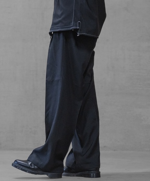 JOHN'S CLOSET(ジョンズクローゼット)の「【i】リラックスシルエット ワイドパンツ(その他パンツ・メンズ・ブラック/カーキ/チャコールグレー・MEDIUM/LARGE/X-LARGE)」の6枚目の写真