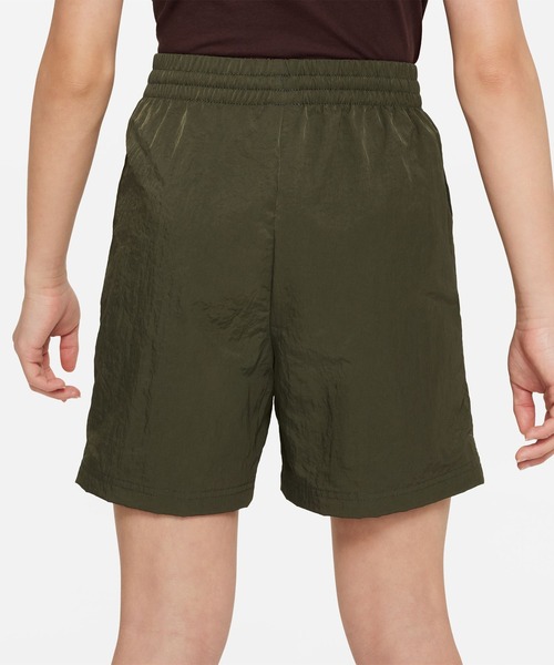 NIKE（ナイキ）の「NIKE/ナイキ キッズ ショーツ NY K NK ODP WVN SHORT FB1327-325（その他パンツ・キッズ・カーキ・130cm/140cm/150cm/160cm）」の4枚目の写真