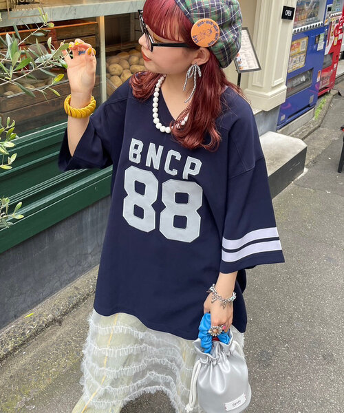 セール】【WEB限定】裾チュールナンバリングフットボールワンピース