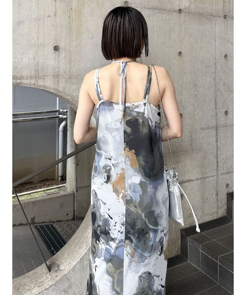 MURUA(ムルーア)の「ニュアンスパターンセミシアーキャミワンピース(ワンピース・レディース・オレンジ/ブルー/グレー・FREE)」の13枚目の写真