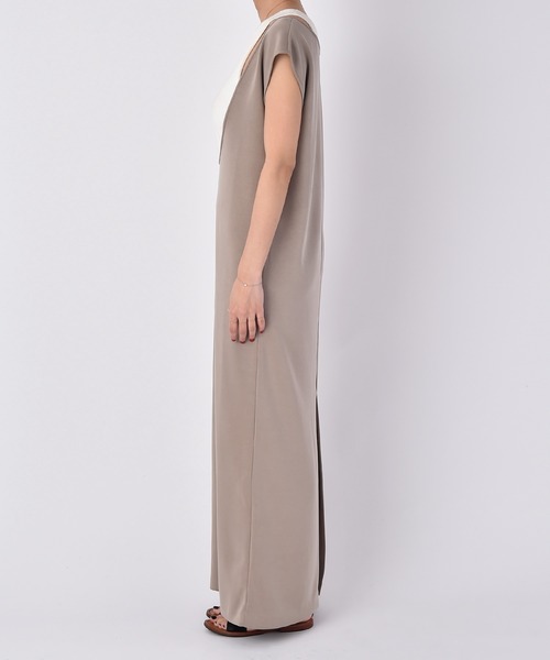 AKTE（アクテ）の「ディープUネックIラインワンピース（ワンピース