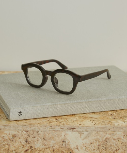 MERLOT（メルロー）の「ウェリントン型メガネ/UVカット（メガネ・レディース・ブラウン/ブラック・FREE）」の2枚目の写真