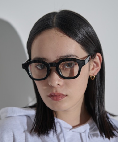 MERLOT（メルロー）の「ウェリントン型メガネ/UVカット（メガネ・レディース・ブラウン/ブラック・FREE）」の7枚目の写真