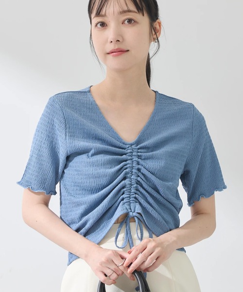 earth music&ecology(アースミュージックアンドエコロジー)の「ポコポコギャザードロストプルオーバー(Tシャツ/カットソー・レディース・アイボリー/ブラック/グレイッシュブルー/コーラル/ライム・FREE)」の4枚目の写真