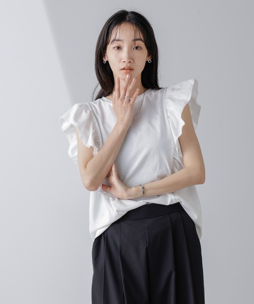 NANO universe(ナノユニバース)の「異素材コンビフリルスリーブカットトップス(Tシャツ/カットソー・レディース・ホワイト/ベージュ系その他3/ブラック・FREE)」の11枚目の写真