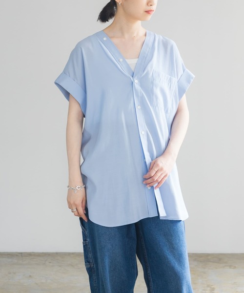 URBAN RESEARCH(アーバンリサーチ)の「ブロードカラーレスハーフスリーブブラウス(Tシャツ/カットソー・レディース・オフホワイト/ブラック/ブルー系その他・FREE)」の22枚目の写真