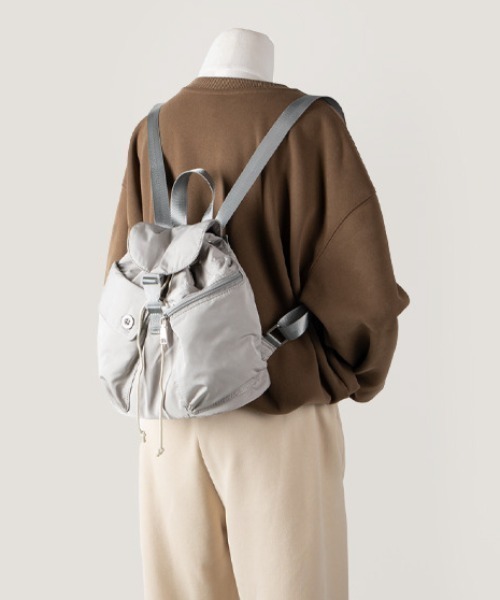 rinto(リント)の「【recomend selection/セレクト】ドローストリングバックパック 巾着風リュック 2404HCJB140(バックパック/リュック・メンズ・グレー/ベージュ/ライトパープル/ブラック・FREE)」の7枚目の写真