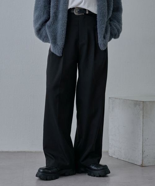 COLONY 2139（コロニートゥーワンスリーナイン）の「ウォッシャブルケア2タックワイドパンツ（スラックス・メンズ・ブラック/グレー・MEDIUM/LARGE）」の2枚目の写真