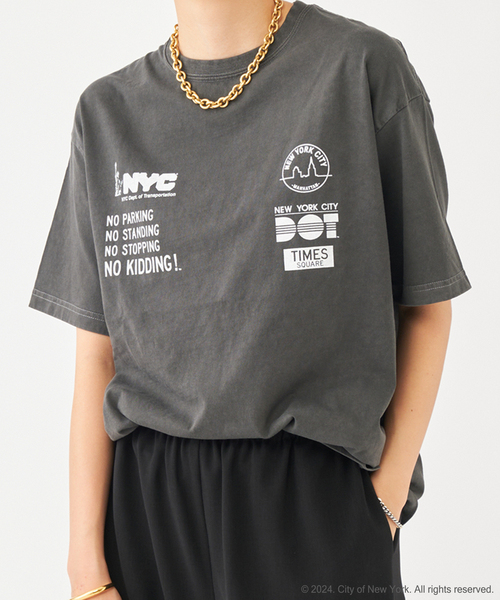 plage(プラージュ)の「NYC ロゴTシャツ 2(Tシャツ/カットソー・レディース・ホワイト/ブラック・FREE)」の2枚目の写真