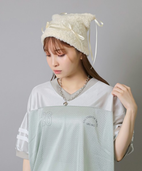 SPINNS（スピンズ）の「4リボン付き 猫耳ニットキャップ（ニットキャップ/ビーニー・レディース・グレー/アイボリー・ONESIZE）」の7枚目の写真