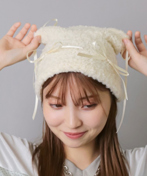 SPINNS（スピンズ）の「4リボン付き 猫耳ニットキャップ（ニットキャップ/ビーニー・レディース・グレー/アイボリー・ONESIZE）」の5枚目の写真