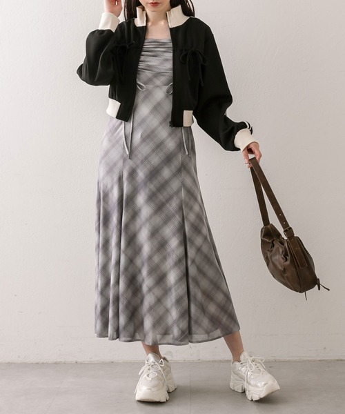 OLIVE des OLIVE(オリーブデオリーブ)の「リボントラックジャケット(スウェット・レディース・ブラウン/その他/ブラック/サックスブルー・FREE)」の8枚目の写真