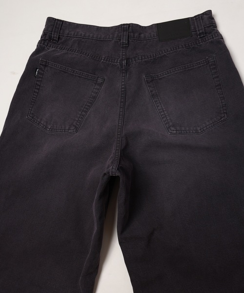 JIEDA(ジエダ)の「DRAPE OVER DUCK PANTS(デニムパンツ・メンズ・ブラック/ブラウン・1/2)」の5枚目の写真