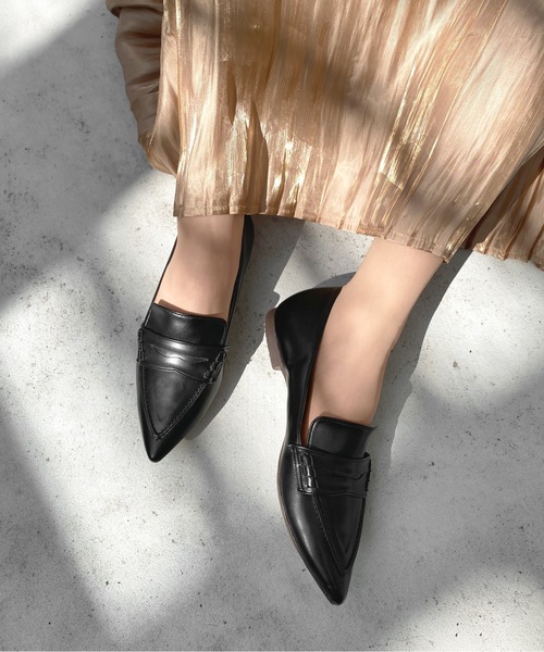 MAMIAN（マミアン）の「ポインテッドトゥ モカデザイン コインローファー（ローファー・レディース・ブラック/ブラック系その他/テラコッタ・22.5cm/23.0cm/23.5cm/24.0cm/24.5cm/25.0cm）」の17枚目の写真