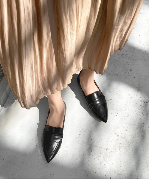 MAMIAN（マミアン）の「ポインテッドトゥ モカデザイン コインローファー（ローファー・レディース・ブラック/ブラック系その他/テラコッタ・22.5cm/23.0cm/23.5cm/24.0cm/24.5cm/25.0cm）」の18枚目の写真