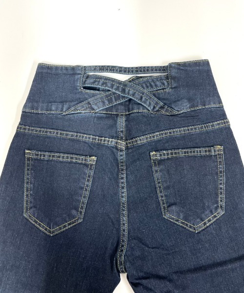 NANEA(ナネア)の「バッククロスデザイン ハイウエストストレッチデニムスキニーパンツ(デニムパンツ・レディース・ネイビー/ブラック/ブルー・SMALL/MEDIUM/LARGE/X-LARGE/XX-LARGE)」の9枚目の写真