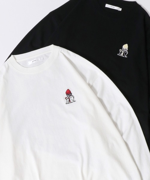 SITRY(シトリー)の「SITRY Girl Embroidery & Illustration Back Print T-shirt/別注 オーバーサイズ ガール ワンポイント刺繍 バックプリント ロンT 長袖Tシャツ レディース メンズ(Tシャツ/カットソー・レディース・ブラック/ホワイト/ブラック系その他/ホワイト系その他/ホワイト系その他2/ホワイト系その他3/ホワイト系その他4/ホワイト系その他5/ホワイト系その他6/ブラック系その他2/ブラック系その他3/ブラック系その他4/ブラック系その他5/ブラック系その他6・M/L/XL)」の2枚目の写真