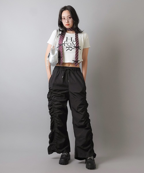 SPINNS（スピンズ）の「リボン付ラインネクタイ（ネクタイ・レディース・ブラウン/レッド/ネイビー・ONESIZE）」の6枚目の写真