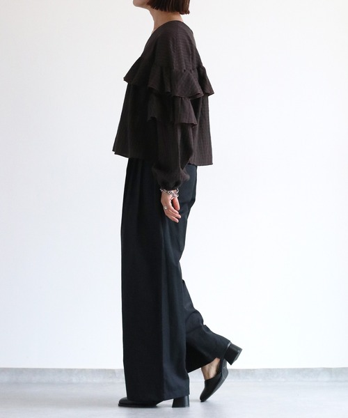 cepo（セポ）の「〈低身長/高身長サイズあり〉スリータックイージーストレートパンツ（その他パンツ・レディース・ブラック/オフホワイト/チャコール/ブラウン/グレー/ホワイト/ベージュ・L/M/S）」の19枚目の写真