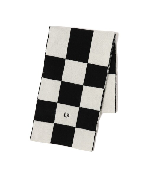 FRED PERRY(フレッドペリー)の「FRED PERRY / Chequerboard Lambswool Scarf(マフラー・レディース・オフホワイト/ブラウン・ONE SIZE)」の6枚目の写真