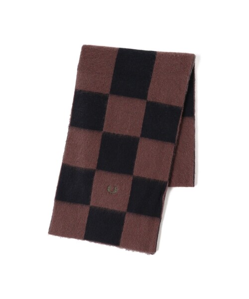 FRED PERRY(フレッドペリー)の「FRED PERRY / Chequerboard Lambswool Scarf(マフラー・レディース・オフホワイト/ブラウン・ONE SIZE)」の9枚目の写真