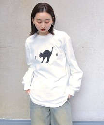 UNIT CHEST（ユニットチェスト）の「【UNIT CHEST】unique unisex long sleeve T-shirt /ユニークユニセックス ロンT OIF students コラボ 猫猫by Riyu（Tシャツ/カットソー）」