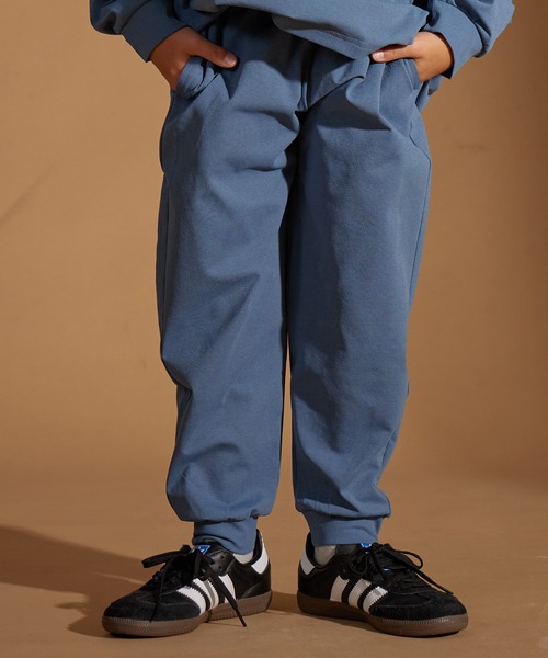 PAIRMANON STREET(ペアマノンストリート)の「【PAIRMANON STREET】マルチファンクション 吸水速乾 ジョガー テーパード パンツ(その他パンツ・キッズ・オフホワイト/チャコールグレー/ブルー/ブラック系その他/オレンジ/ベージュ/グリーン系その他/ホワイト系その他/ベージュ系その他/ブラック/カーキ/グレー系その他・100/110/120/130/140/150/160)」の11枚目の写真