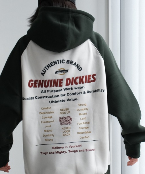 Dickies(ディッキーズ)の「【GENUINE DICKIES/ジェニュインディッキーズ】 裏起毛 バック デザイン ラグラン プルオーバー パーカー(パーカー・メンズ・ブラック/ブルー/グリーン・M/L/XL)」の10枚目の写真