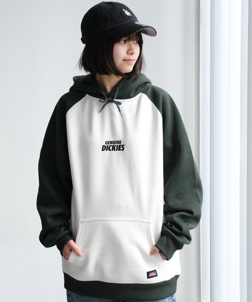 Dickies(ディッキーズ)の「【GENUINE DICKIES/ジェニュインディッキーズ】 裏起毛 バック デザイン ラグラン プルオーバー パーカー(パーカー・メンズ・ブラック/ブルー/グリーン・M/L/XL)」の9枚目の写真