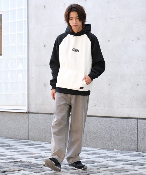 Dickies(ディッキーズ)の「【GENUINE DICKIES/ジェニュインディッキーズ】 裏起毛 バック デザイン ラグラン プルオーバー パーカー(パーカー・メンズ・ブラック/ブルー/グリーン・M/L/XL)」の7枚目の写真