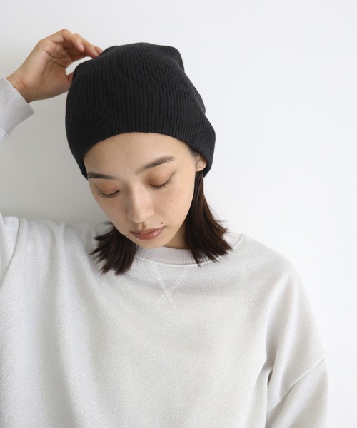 hellam(へラム)の「アルパカタッチ ニットビーニー(ニットキャップ/ビーニー・レディース・アイボリー/ブラック/チャコール・FREE)」の9枚目の写真