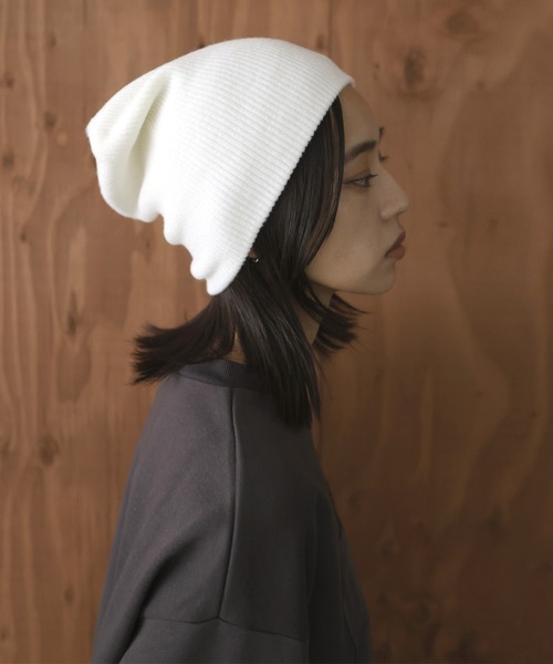 hellam(へラム)の「アルパカタッチ ニットビーニー(ニットキャップ/ビーニー・レディース・アイボリー/ブラック/チャコール・FREE)」の4枚目の写真