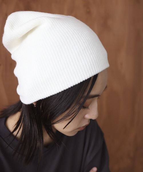 hellam(へラム)の「アルパカタッチ ニットビーニー(ニットキャップ/ビーニー・レディース・アイボリー/ブラック/チャコール・FREE)」の8枚目の写真