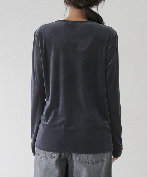 journal standard L'essage（ジャーナルスタンダードレサージュ）の「《追加2》ベロアプルオーバー（Tシャツ/カットソー・レディース・ネイビー/ブラウン系その他・FREE）」の16枚目の写真