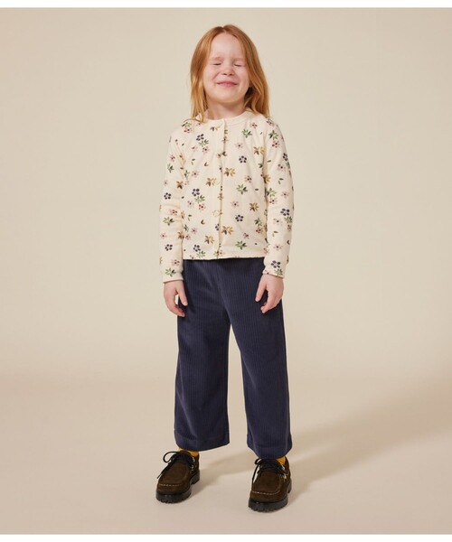 PETIT BATEAU(プチバトー)の「チュビックキルティングカーディガン(カーディガン/ボレロ・キッズ・ホワイト系その他・6YEAR/8YEAR/10YEAR/12YEAR)」の2枚目の写真