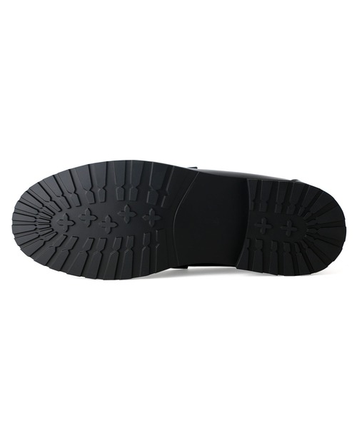 London Shoe Make（ロンドンシューメイク）の「＋4.5㎝ 牛革 タンクソール タッセルローファー / レザー / London Shoe Make Oxford and Derby 9012（ローファー・メンズ・ブラック/ブラック系その他/ブラック系その他2・UK6.5/UK7/UK7.5/UK8/UK8.5/UK9/UK9.5/UK6/UK5.5）」の21枚目の写真