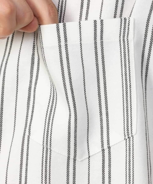 a.v.v（アーヴェヴェ）の「【即サマ見え】ランダムストライプ柄 起毛シャツ（シャツ/ブラウス・メンズ・ホワイト/チャコールグレー・44/50/48/46）」の3枚目の写真
