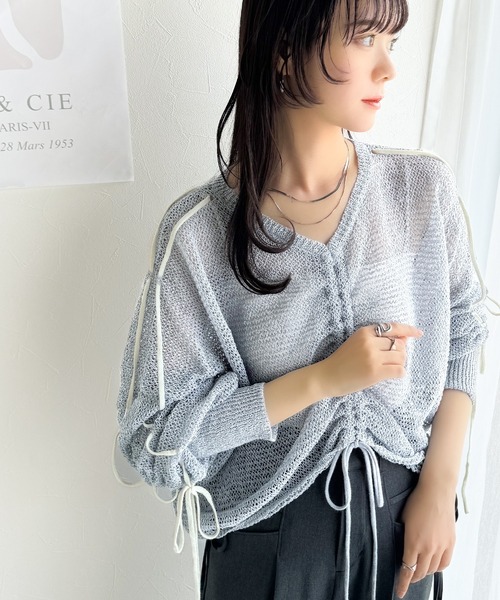 mily bilet(ミウィビレット)の「【mily bilet】ルーズな愛らしさで魅了する。透かし編みギャザー仕様リボンプルオーバー(長袖)(ニット/セーター・レディース・ブルー/アイボリー/ブラック/グレイッシュベージュ・MEDIUM/LARGE/X-LARGE/SMALL)」の20枚目の写真