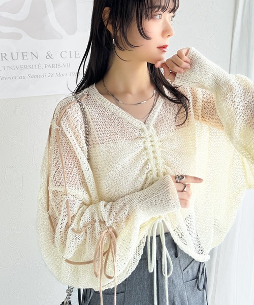 mily bilet(ミウィビレット)の「【mily bilet】ルーズな愛らしさで魅了する。透かし編みギャザー仕様リボンプルオーバー(長袖)(ニット/セーター・レディース・ブルー/アイボリー/ブラック/グレイッシュベージュ・MEDIUM/LARGE/X-LARGE/SMALL)」の8枚目の写真