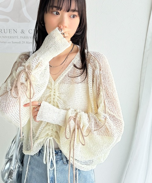 mily bilet(ミウィビレット)の「【mily bilet】ルーズな愛らしさで魅了する。透かし編みギャザー仕様リボンプルオーバー(長袖)(ニット/セーター・レディース・ブルー/アイボリー/ブラック/グレイッシュベージュ・MEDIUM/LARGE/X-LARGE/SMALL)」の10枚目の写真