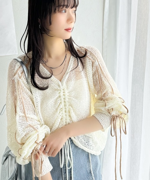 mily bilet(ミウィビレット)の「【mily bilet】ルーズな愛らしさで魅了する。透かし編みギャザー仕様リボンプルオーバー(長袖)(ニット/セーター・レディース・ブルー/アイボリー/ブラック/グレイッシュベージュ・MEDIUM/LARGE/X-LARGE/SMALL)」の12枚目の写真