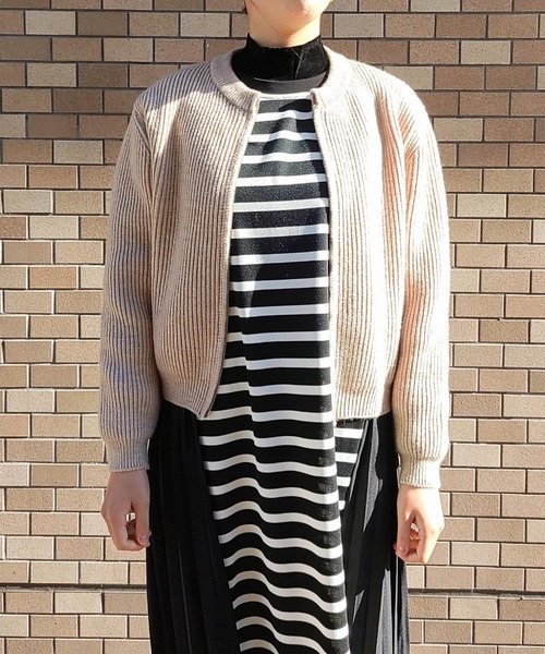 Q（キュー）の「ノーカラージップカーデ（カーディガン/ボレロ・レディース・グレー/ベージュ・MEDIUM）」の14枚目の写真