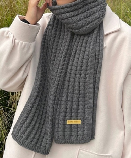 MGV（エムジーヴィー）の「シンプルロングマフラー（マフラー・メンズ・ブラック/アイボリー/ブラウン/グレー・FREE）」の3枚目の写真