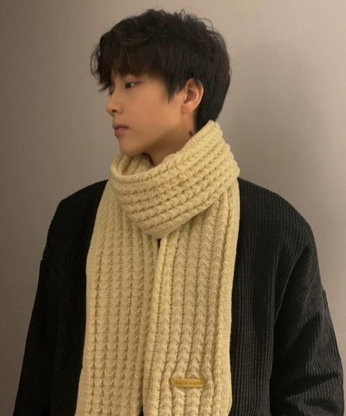 MGV（エムジーヴィー）の「シンプルロングマフラー（マフラー・メンズ・ブラック/アイボリー/ブラウン/グレー・FREE）」の5枚目の写真