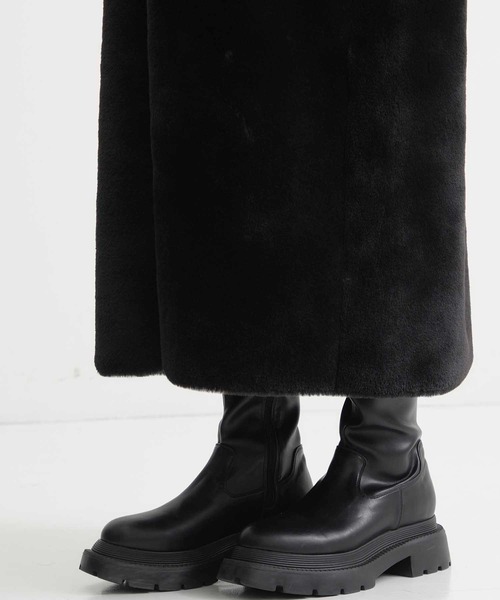 Ameri（アメリ）の「【AMERI/アメリ】HOOD REVERSIBLE FAKE FUR COAT/フードリバーシブルファーコート（ピーコート・レディース・ブラック/グレイッシュベージュ・S/M）」の19枚目の写真