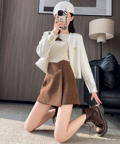 2ly2（トゥーリートゥー）の「楽ちんキレイ！大人のきれいめコーデュロイスカート風ショートパンツ（その他パンツ・レディース・ブラック/ブラウン/ベージュ・FREE）」の17枚目の写真