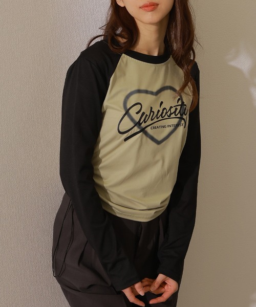 Lace Ladies(レースレディース)の「ロゴプリント ラグラン 配色 シャーリング Tシャツ(Tシャツ/カットソー・レディース・グリーン/ホワイト/グレー・XL/M)」の4枚目の写真