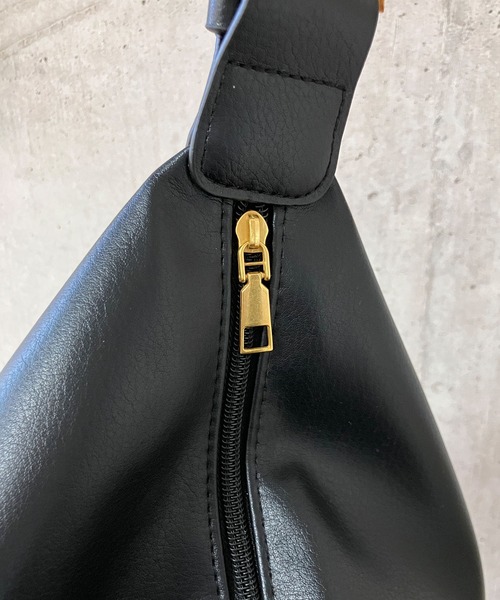 meJane（ミージェーン）の「ラウンドショルダーバッグ（ショルダーバッグ・レディース・ブラウン/ブラック・S/M）」の13枚目の写真