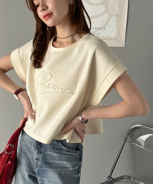Java(ジャバ)の「《JaVaジャバコラボ》上品な大人の抜け感。フロントPAEANエンボス加工半袖Tシャツ(ロゴ)(Tシャツ/カットソー・レディース・チャコール/ライトベージュ/杢グレー/オフホワイト・LARGE/MEDIUM/SMALL/X-LARGE)」の10枚目の写真